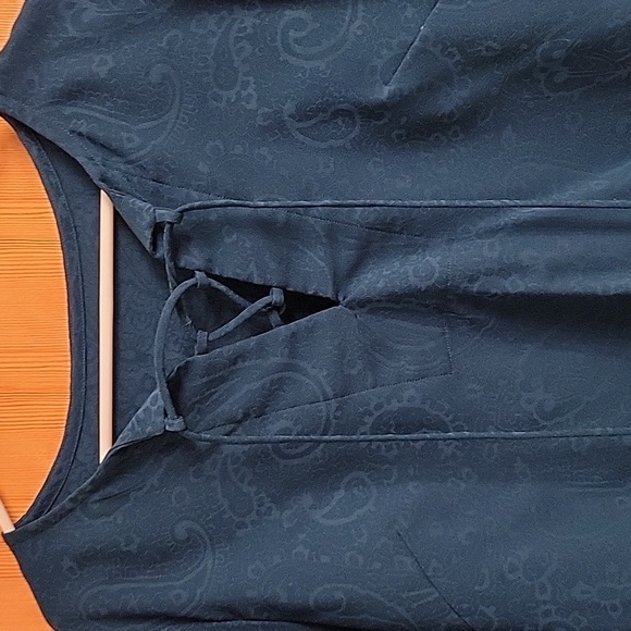 Handmade tunic style front lace shirt size M - Picture 2 of 4